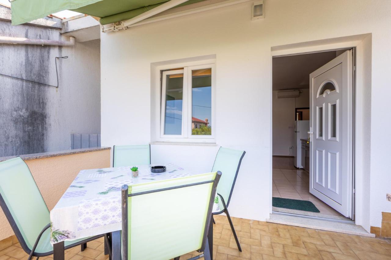 Apartments Vesna Пунат Экстерьер фото