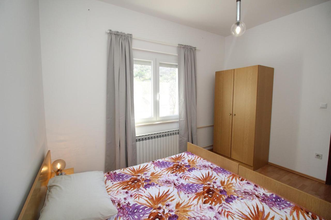 Apartments Vesna Пунат Экстерьер фото