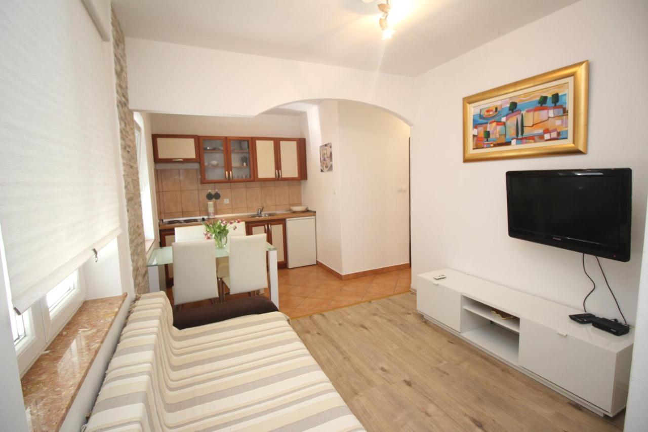 Apartments Vesna Пунат Экстерьер фото